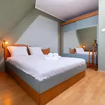 Panorama View 1 Bedroom *